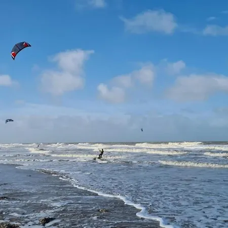 Daire In Belgium Near The Harbor Blankenberge